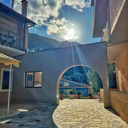 Sunrise Lefkada Hotel 2*