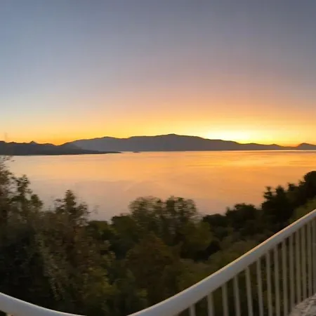 Sunrise Lefkada 2* ニキアナ
