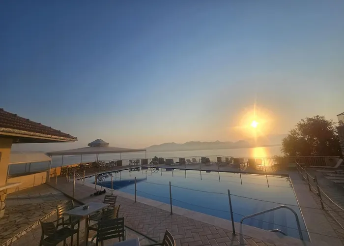 Sunrise Lefkada Отель 2*
